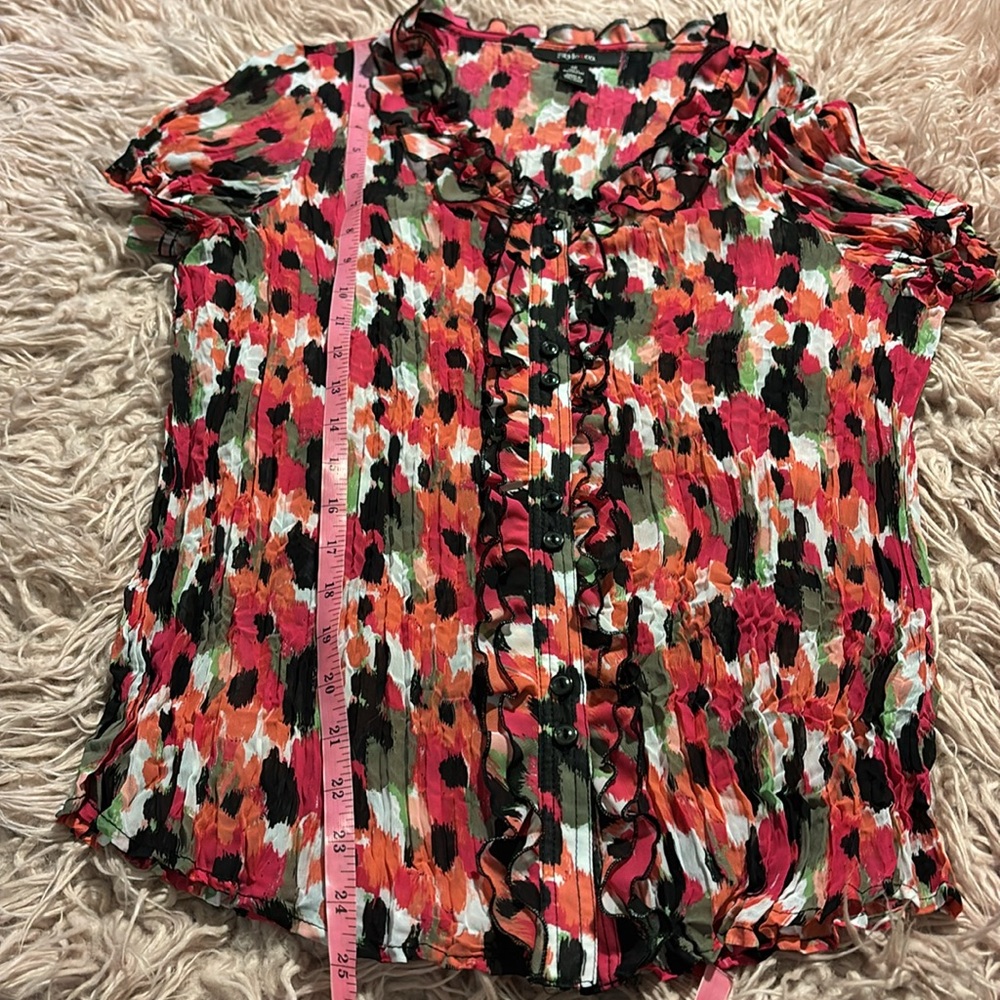 Style & Co Abstract Floral Crinkle Ruffle Blouse - Picture 8 of 9
